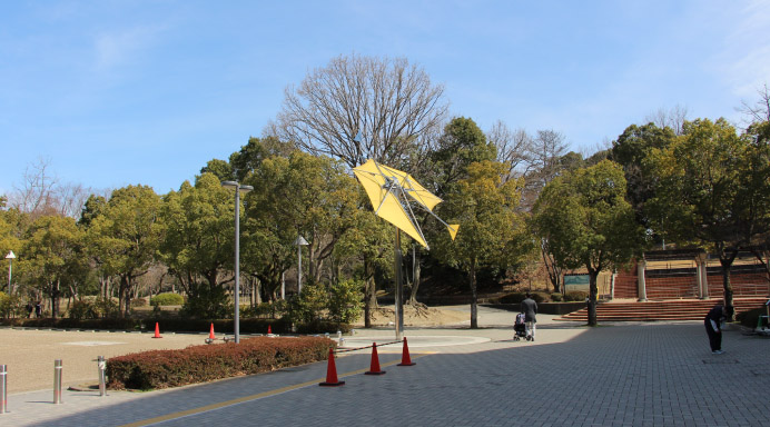 【千里中央公園（千里体育館）】徒歩約7分（500m）